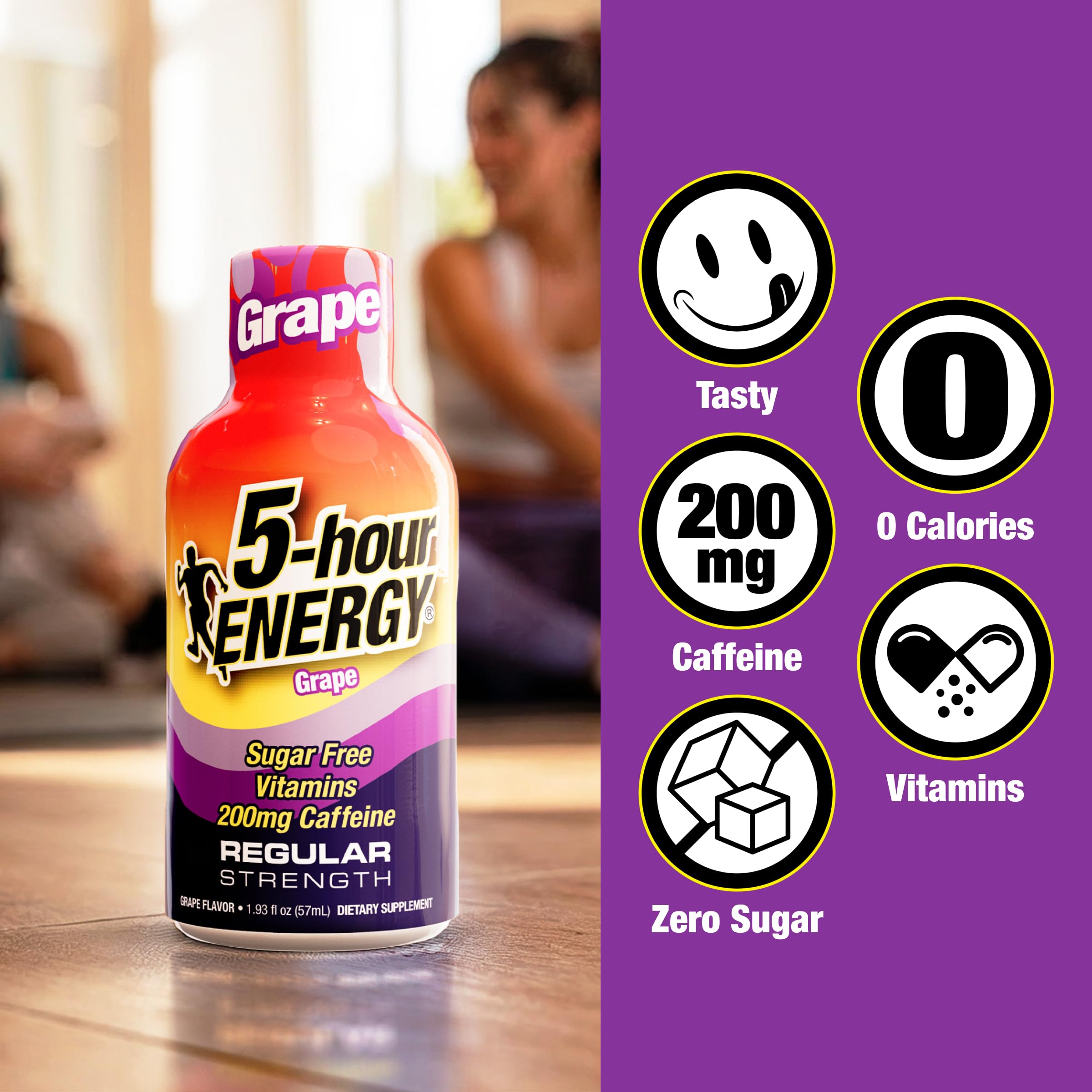 5-hour ENERGY en mano para comparación de escala y transporte fácil
