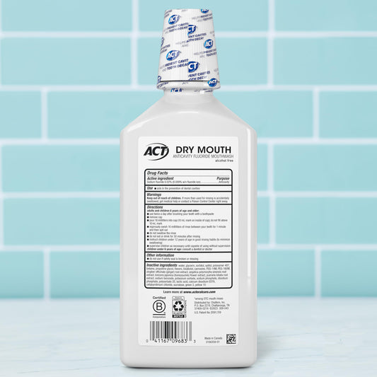 ACT etiqueta en primer plano resaltando flúor y xilitol, beneficio: protección dental
