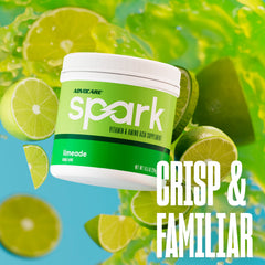 AdvoCare Spark cucharita medidora sobre polvo indicando dosificación práctica