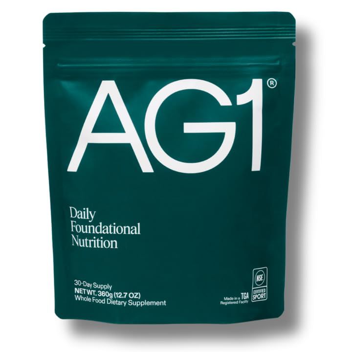 AG1 refill pouch frente mostrando diseño y marca AG1, clara identificación del producto