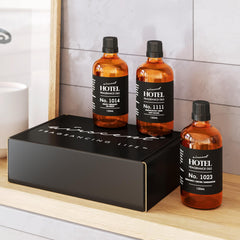 Air-Scent frasco en mano para comparar tamaño y facilidad de uso