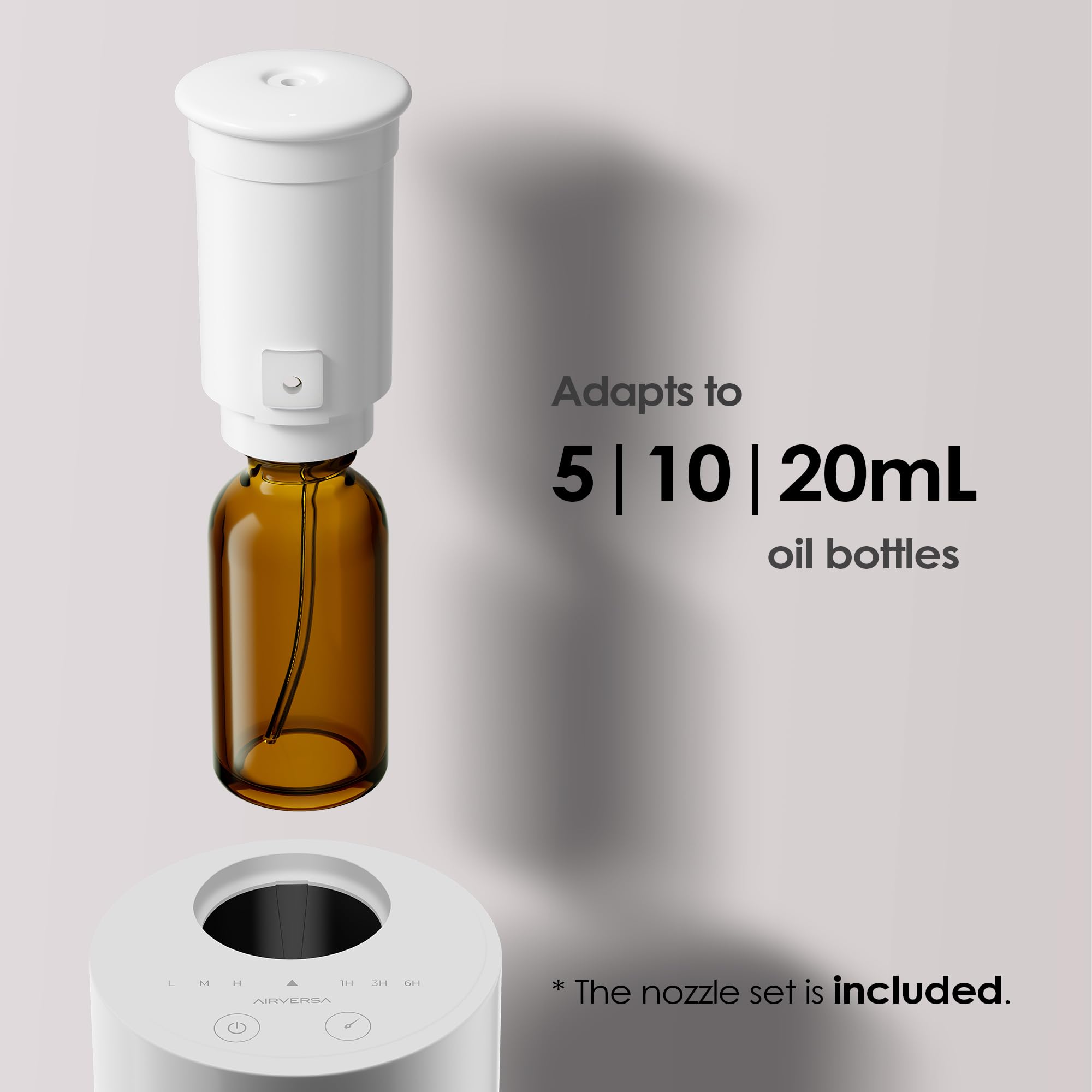 Airversa AN6 junto a una mano para comparar su tamaño portátil