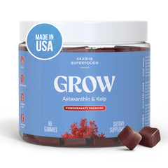 Akasha Superfoods frasco frontal que muestra etiqueta y beneficio diario