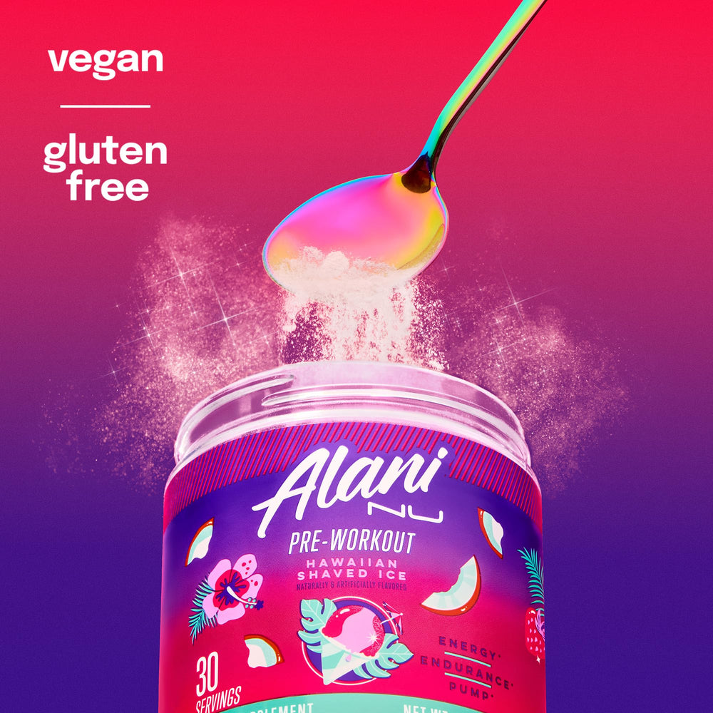 Usuario con Alani Nu antes de correr resaltando energía y enfoque