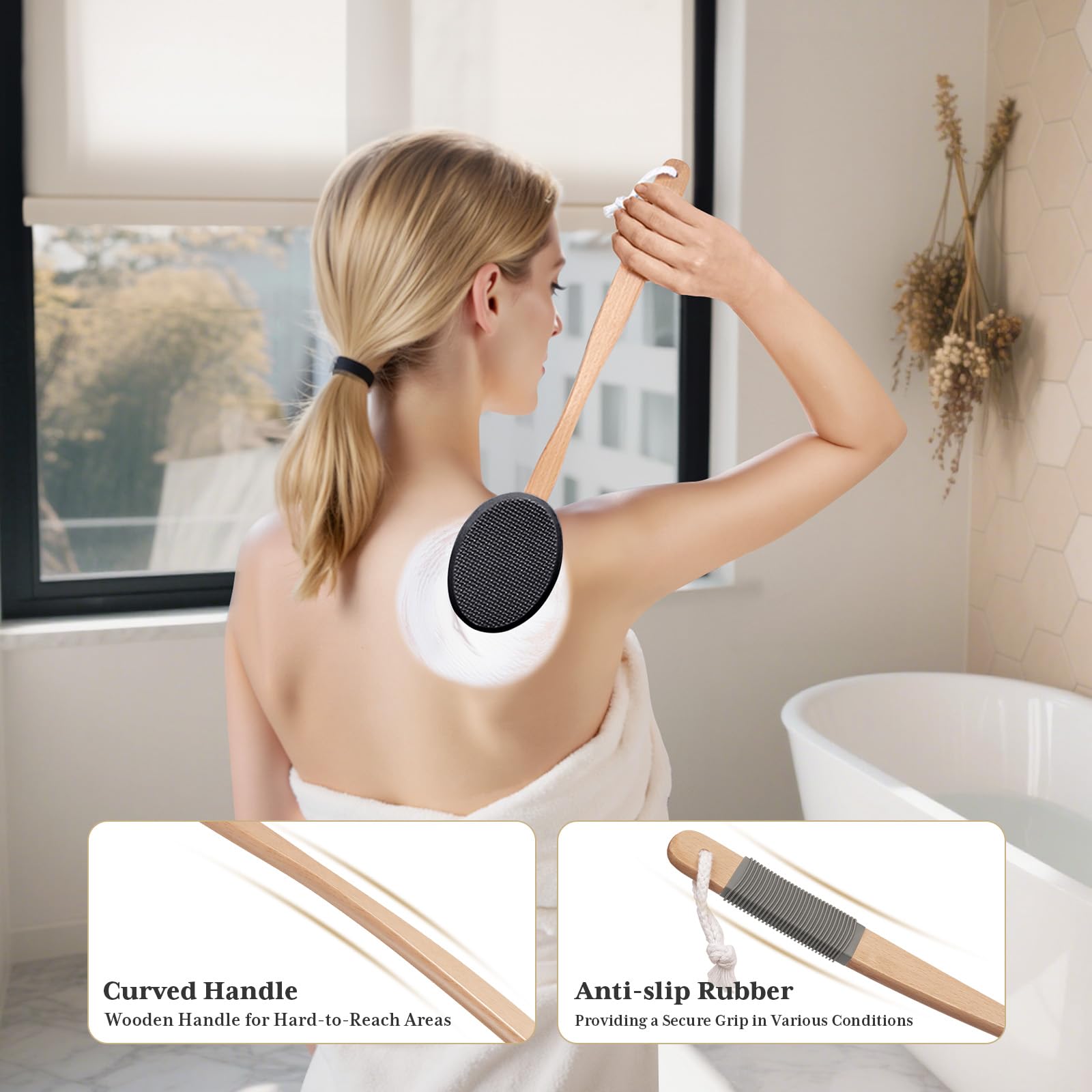 AmazerBath comparación de tamaño junto a una mano para referencia de escala