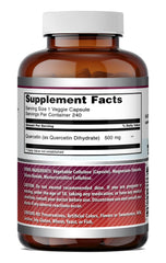 Amazing Nutrition frasco sobre mesa junto a plantas, sugiriendo calidad natural