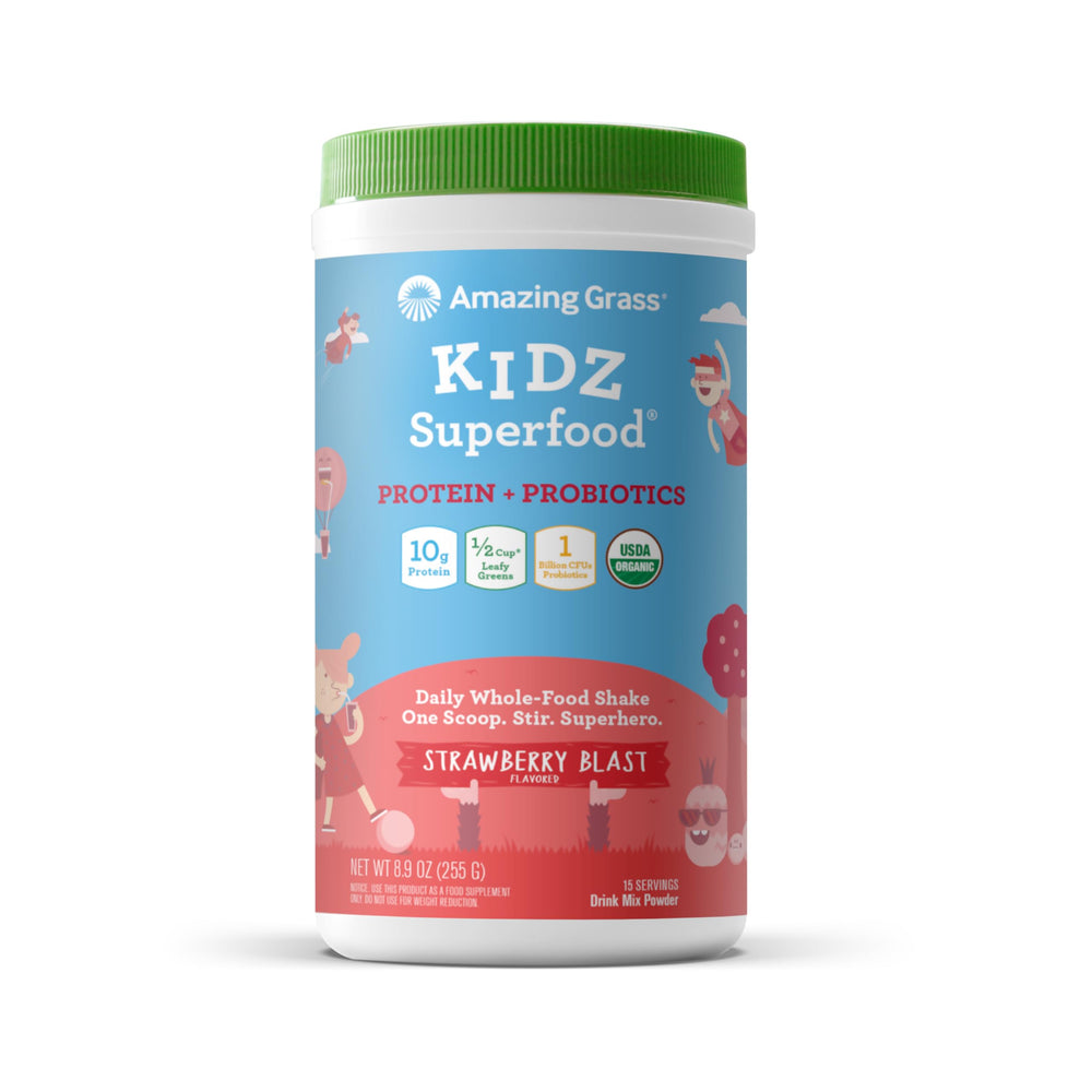 Amazing Grass frente del envase mostrando 15 servicios y sabor Strawberry Blast