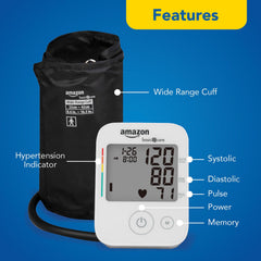 Persona usando Amazon Basic Care sentada, muestra proceso de medición doméstica seguro