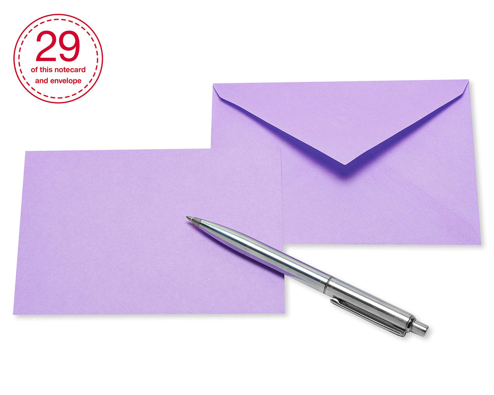 American Greetings tarjeta junto a bolígrafo lista para escribir, conveniencia inmediata