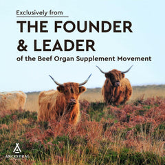 Ancestral Supplements cápsulas en mano mostrando tamaño y dosificación