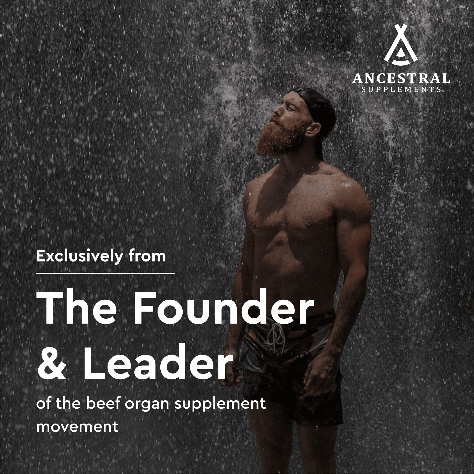 Ancestral Supplements ingredientes verdes y rojos mezclados evidenciando nutrientes