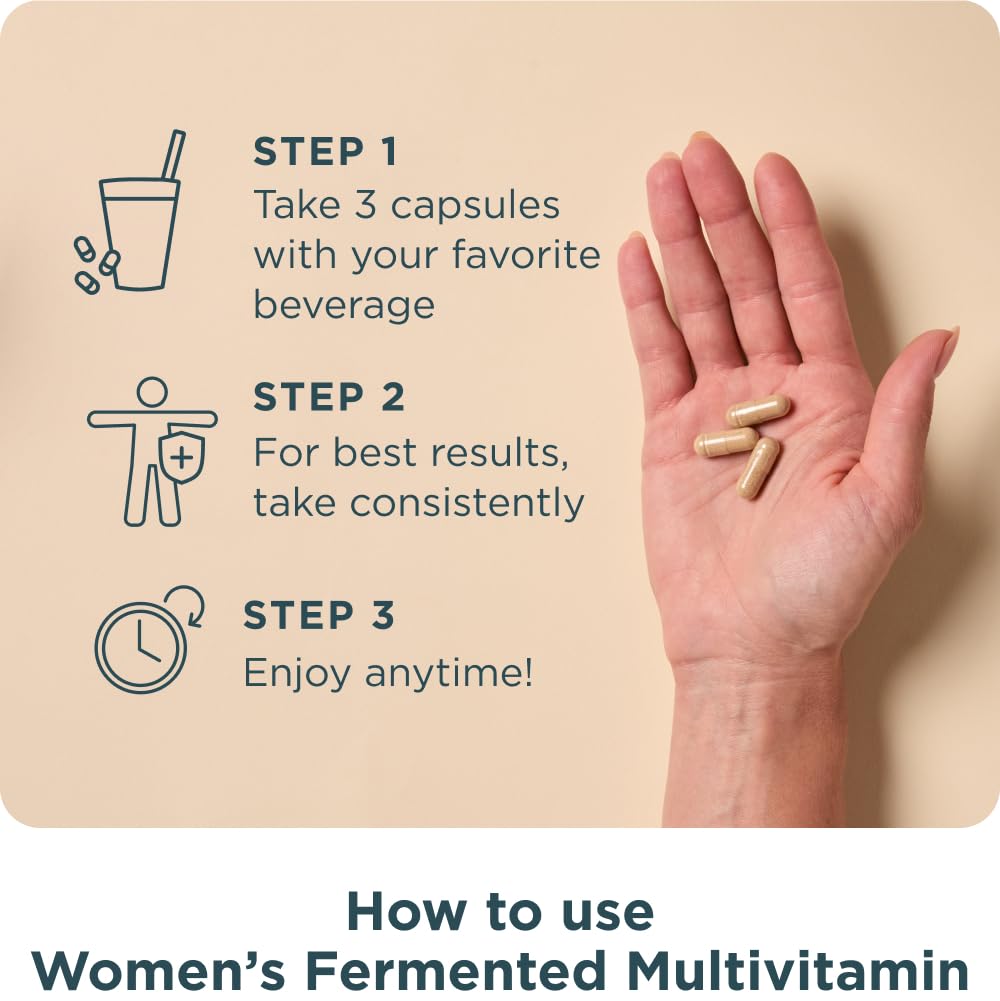 Ancient Nutrition mujer preparando rutina prenatal mostrando conveniencia