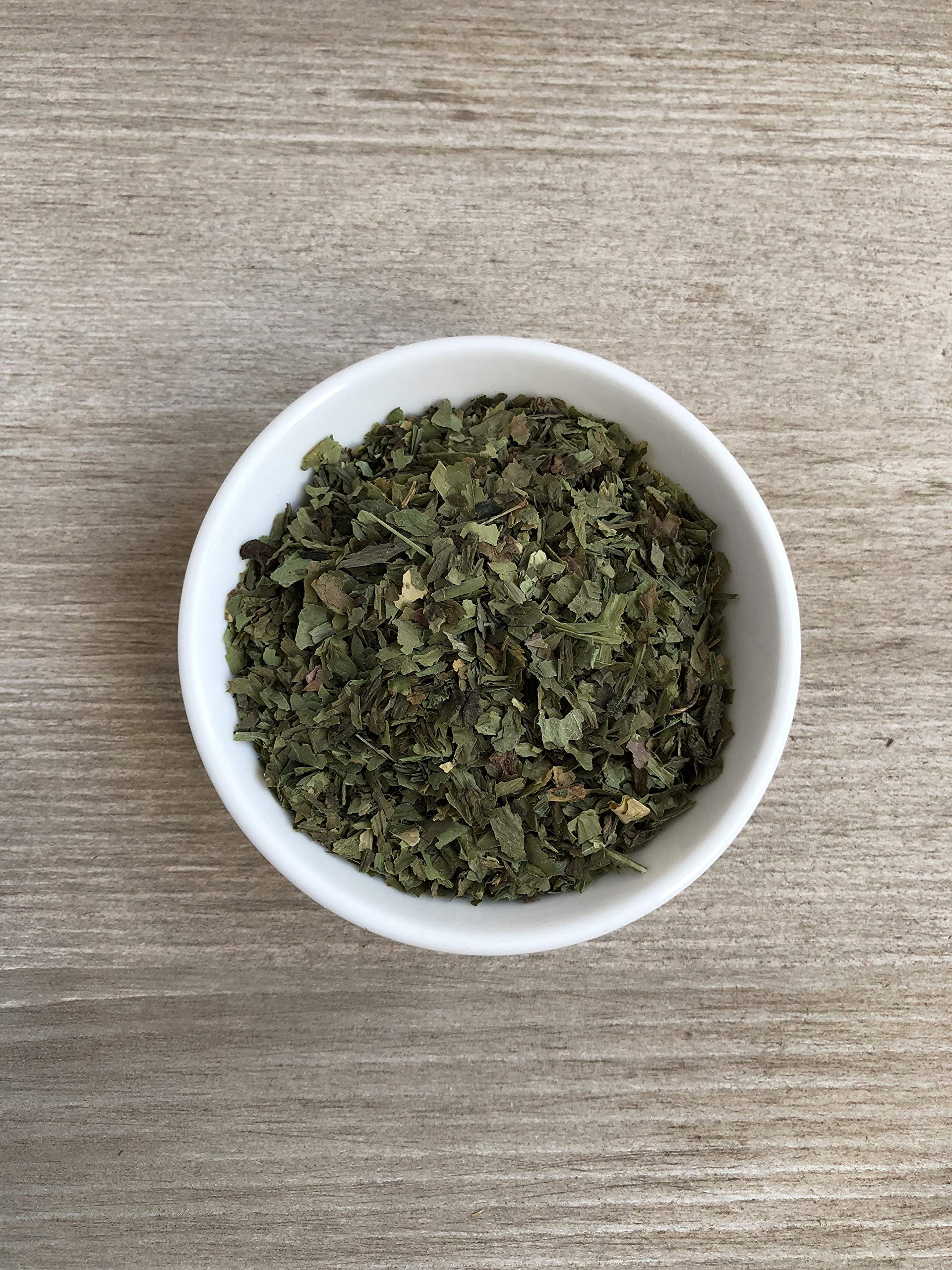 Anthony's paquete de 1 lb junto a regla para mostrar tamaño y ahorro