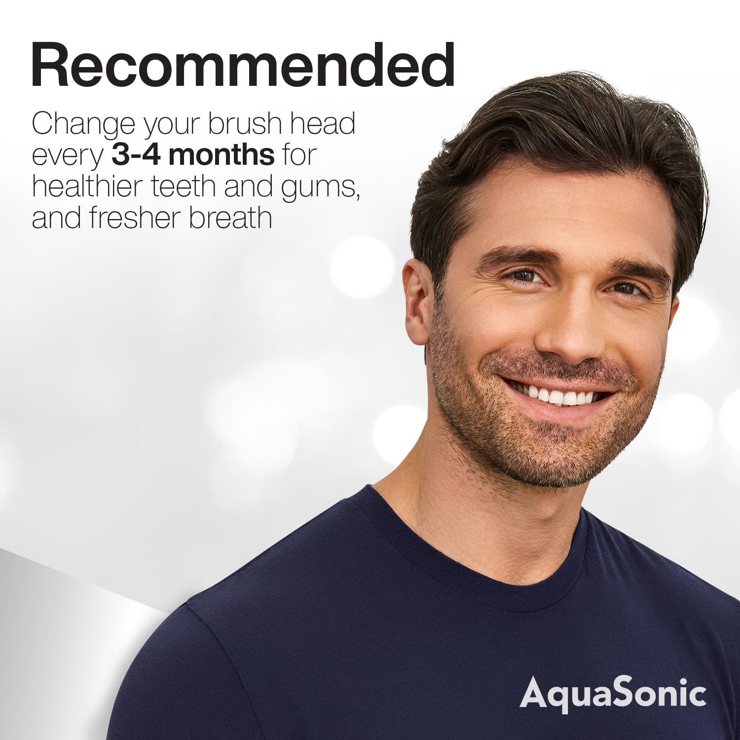 AquaSonic comparación de tamaño junto a un dedo para apreciar escala y ajuste