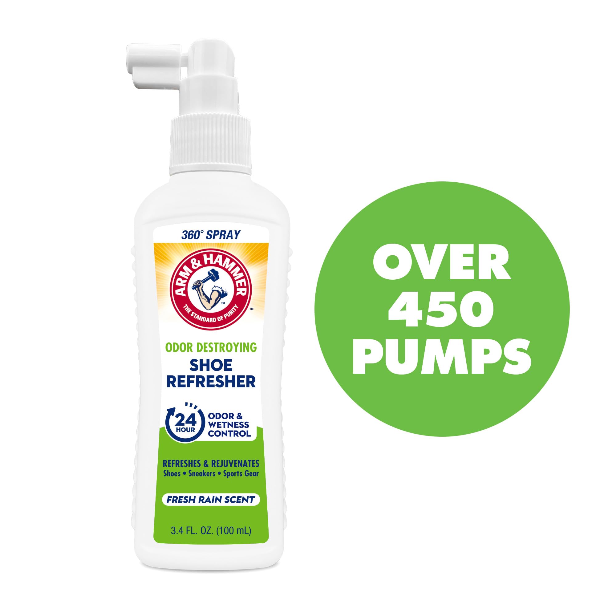 Arm & Hammer spray aplicado dentro de un zapato para eliminar olores