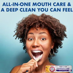 Arm & Hammer pasta en cepillo durante cepillado, refresca el aliento