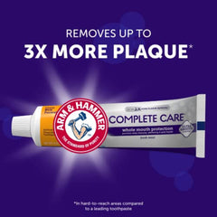 Arm & Hammer tubo abierto con textura de pasta mostrando acción suave y blanqueadora