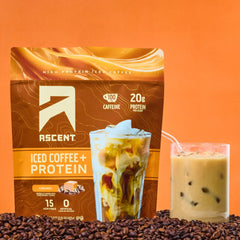 Ascent etiqueta nutricional en detalle señalando proteína y cafeína por porción