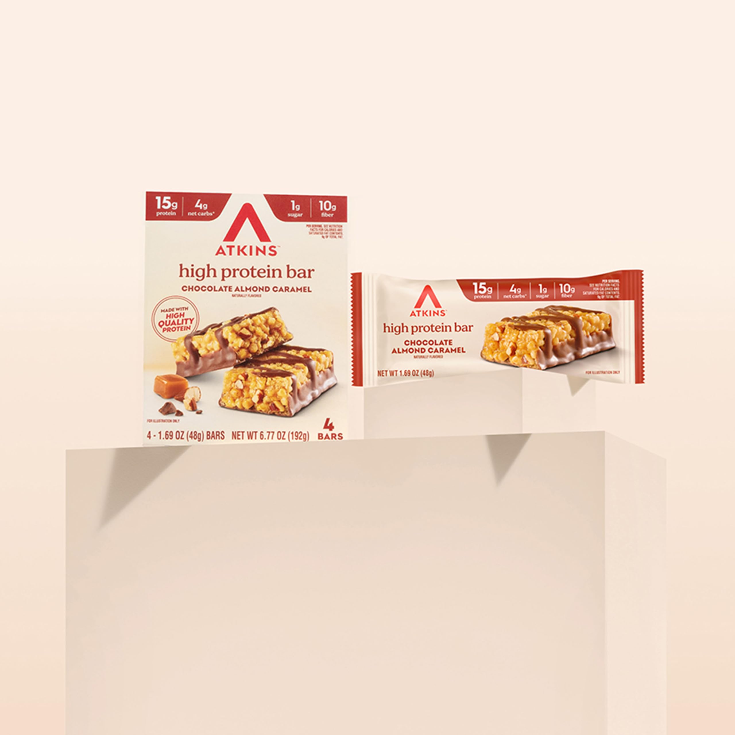 Atkins barra en uso tras entrenamiento como snack rico en proteínas