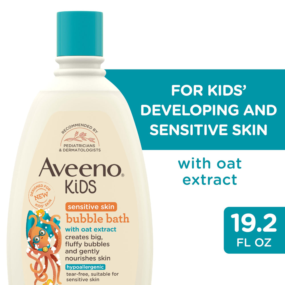 Aveeno Baby textura de espuma densa con extracto de avena que suaviza la piel