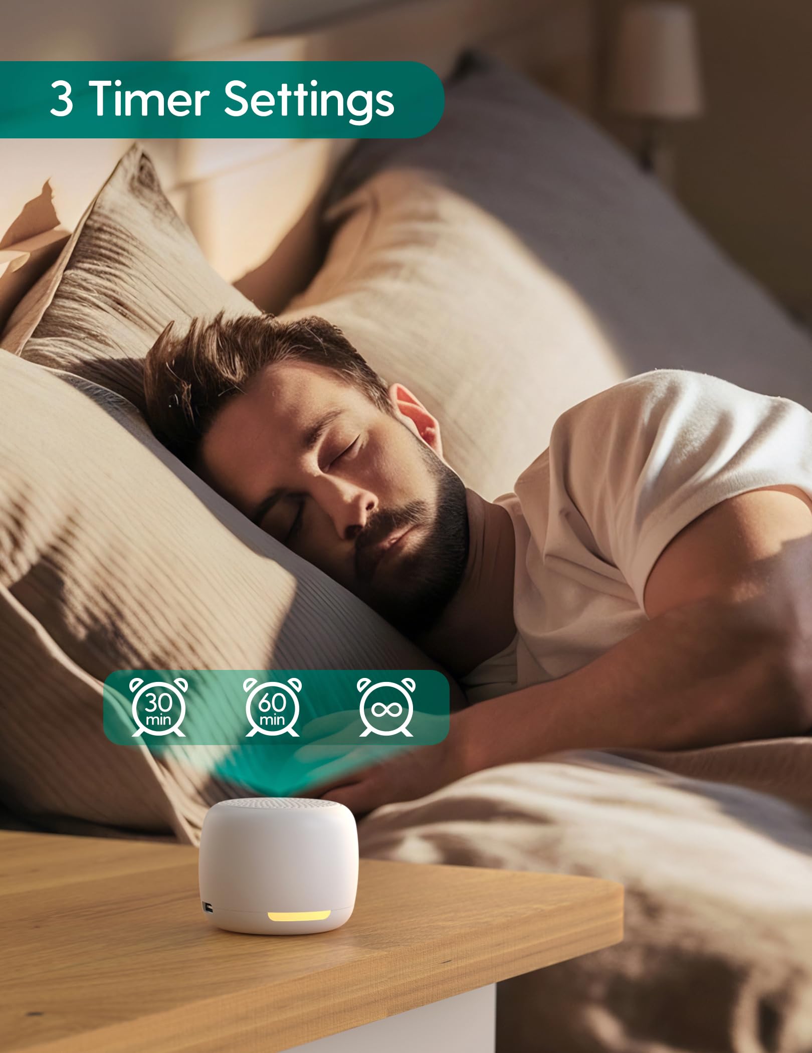 Babelio comparado con una mano para mostrar su tamaño mini y portabilidad