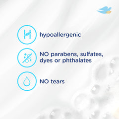 Baby Dove gel aplicado en bebé durante baño para piel suave
