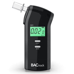 BACtrack S80 frente y empaque mostrando el dispositivo listo para usar