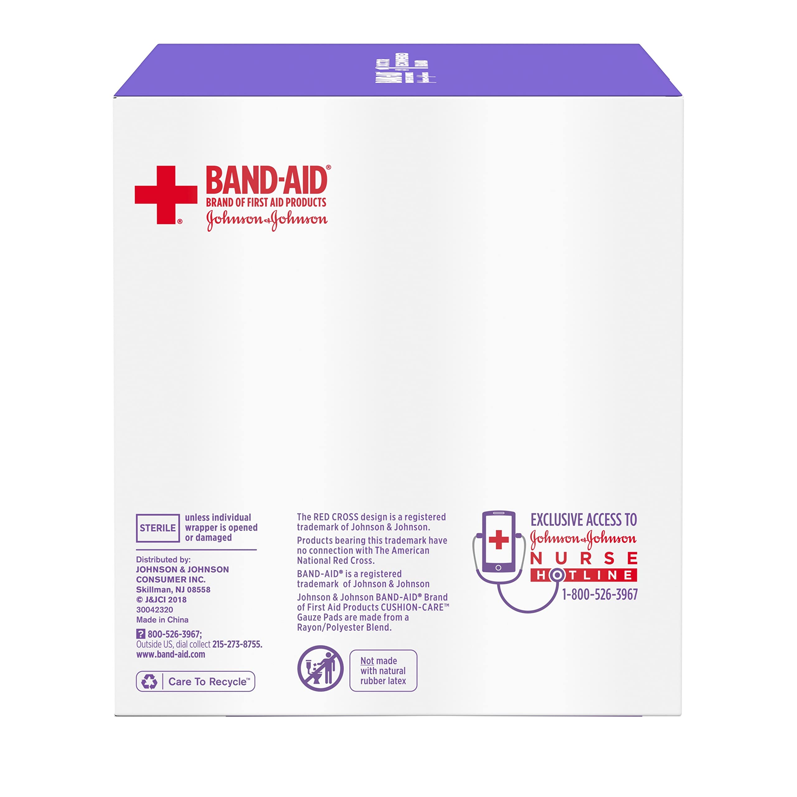 Band-Aid gasa dentro de botiquín doméstico mostrando uso cotidiano