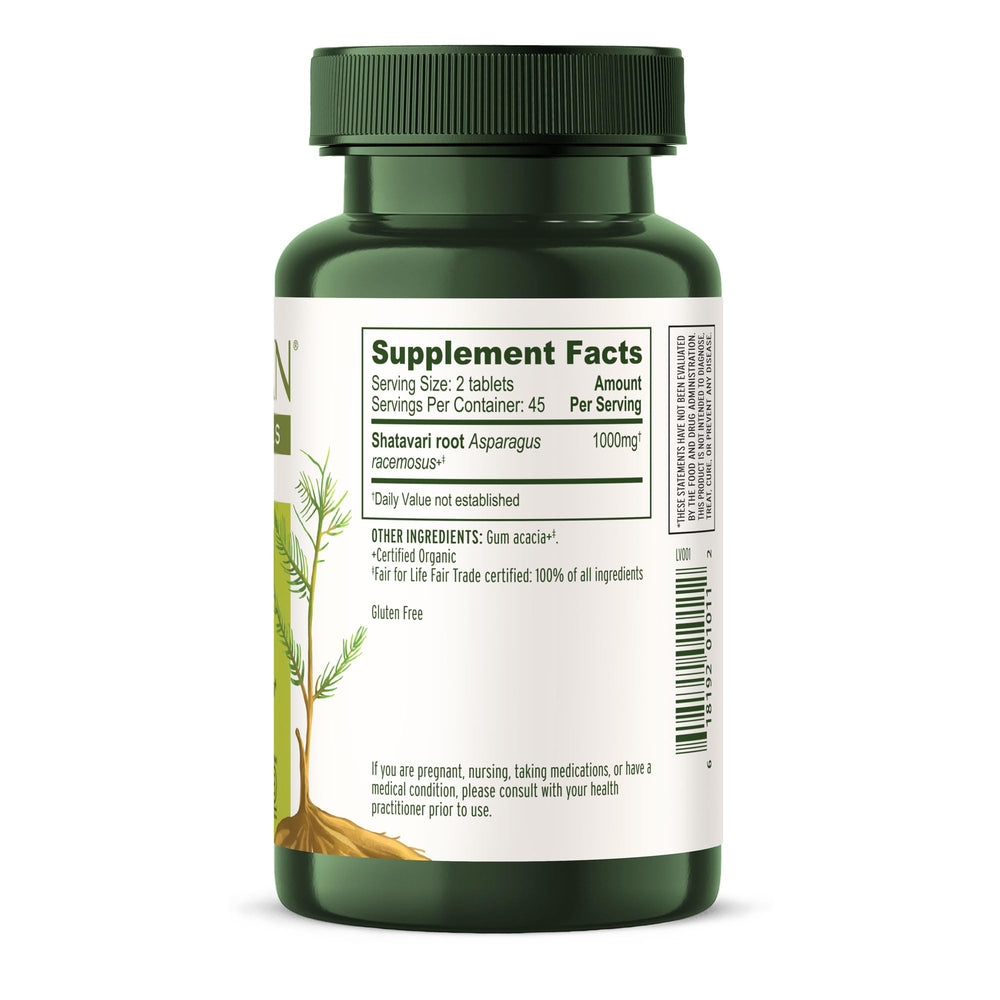 Banyan Botanicals escena lifestyle con mujer relajada mostrando equilibrio diario