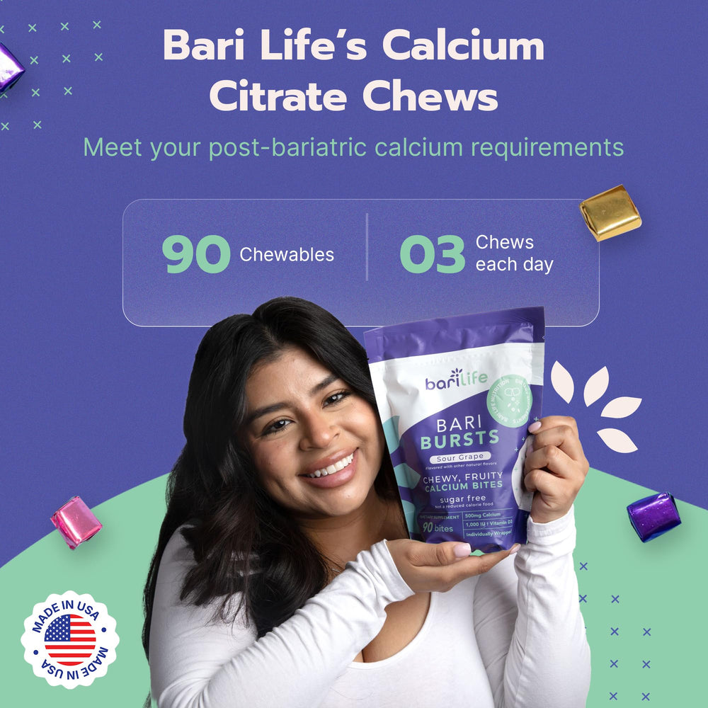 Bari Life persona sosteniendo masticable demostrando consumo sencillo