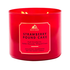 Bath & Body Works tarro frontal Strawberry Pound Cake mostrando diseño decorativo y aroma acogedor