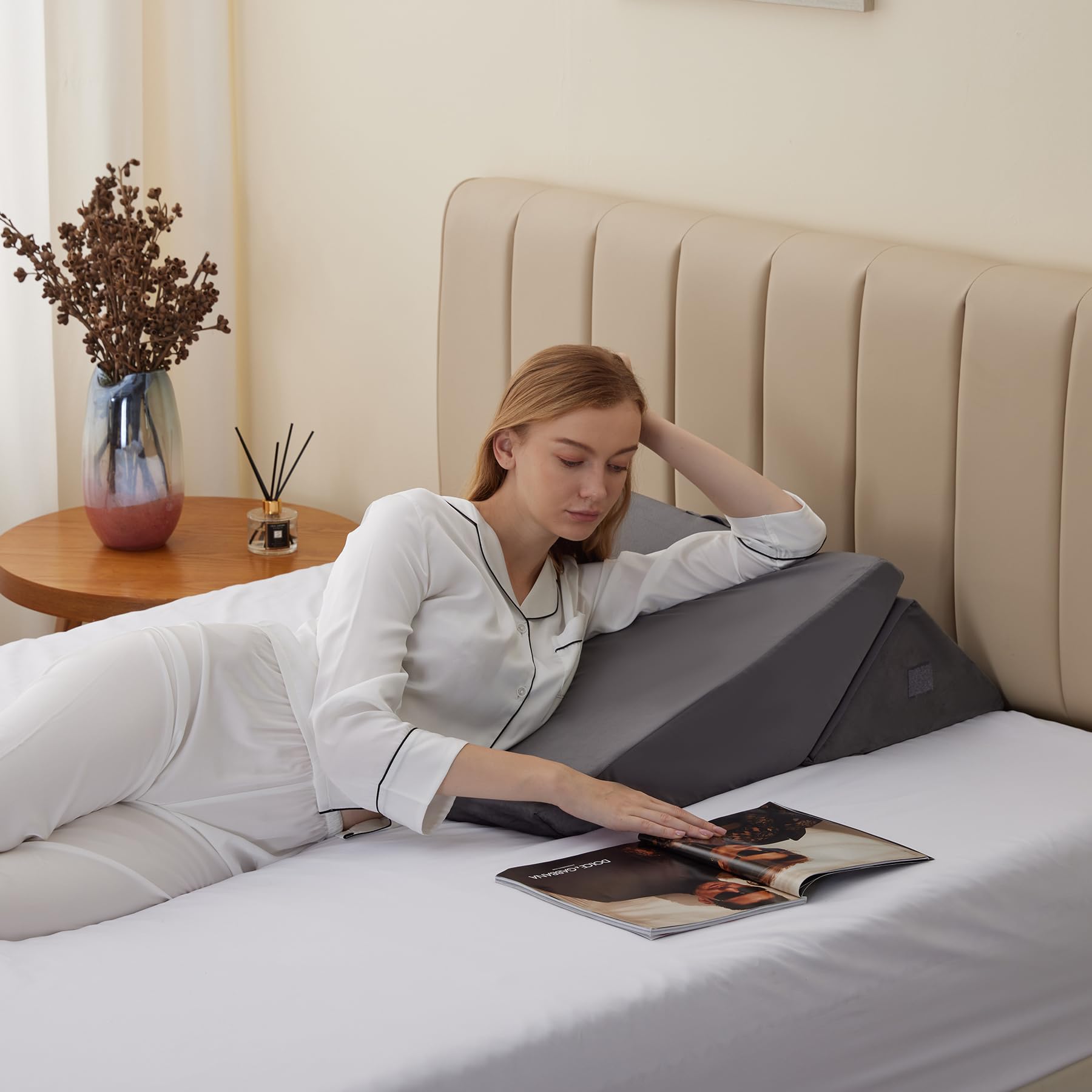 Bedluxe asa integrada para llevar el cojín entre habitaciones