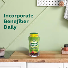 Gomita Benefiber en mano para mostrar tamaño y facilidad de consumo portátil