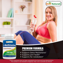 Best Naturals cápsulas en la mano para comparar tamaño y dosificación
