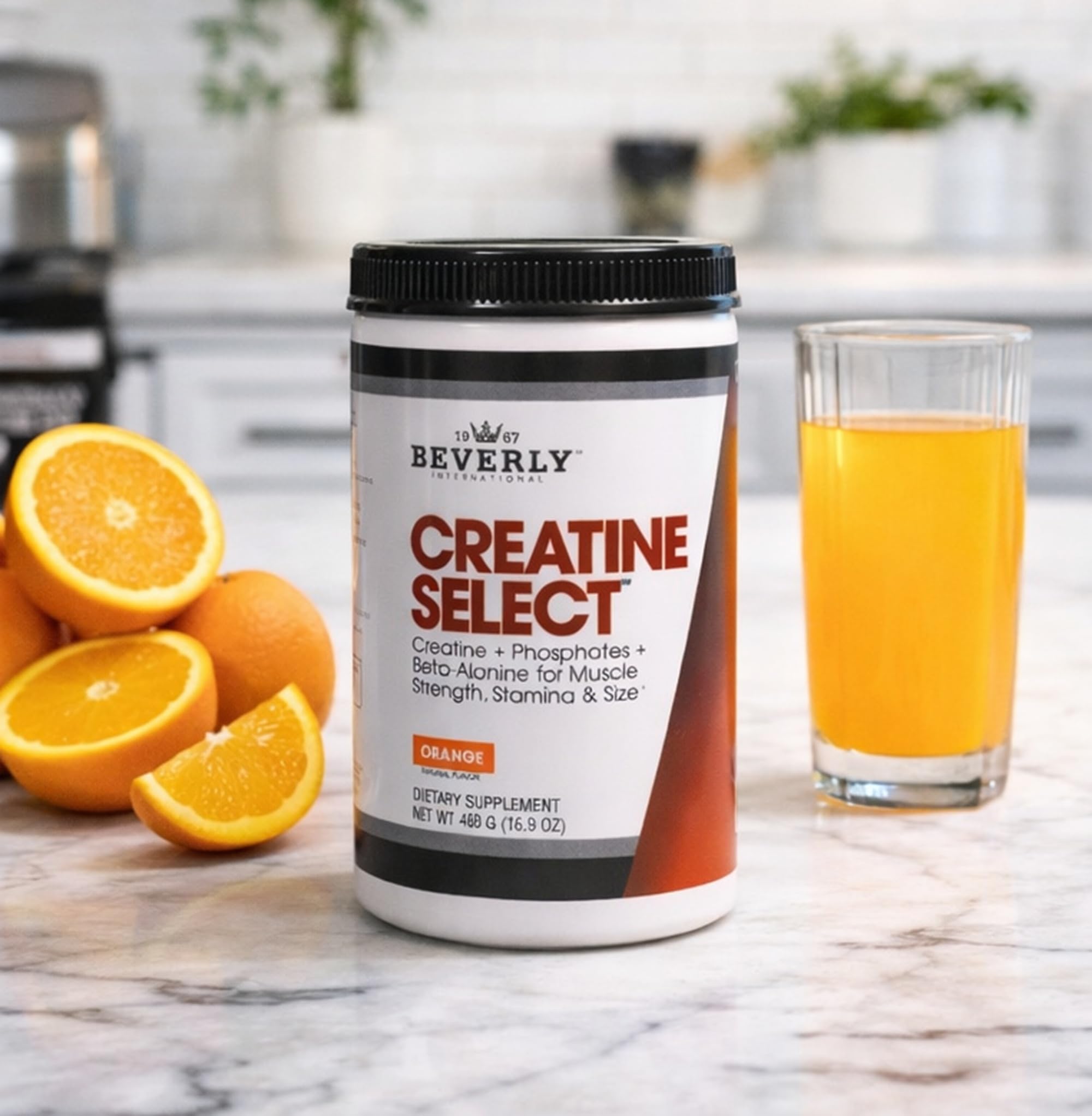 Beverly International Creatine Select en uso en gimnasio para mejorar fuerza y series