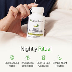 BIOptimizers cápsulas junto a un vaso de agua, uso recomendado antes de acostarse