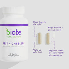 Biote cápsulas junto a reloj y lámpara, sugiriendo uso nocturno regular