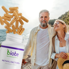 Biote cápsulas junto a regla para comparar tamaño y dosificación cómoda