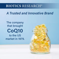 BIOTICS RESEARCH persona sosteniendo la botella para confianza y uso diario