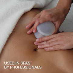 biotyspa copa en ambiente de spa casero evocando ritual de cuidado corporal