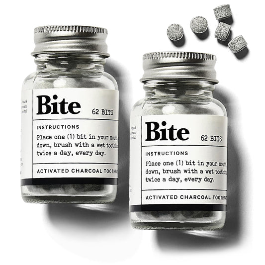 Bite vista frontal de las dos botellas mostrando diseño y portabilidad, ideal para viajar