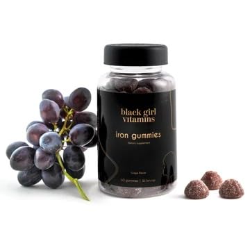 Black Girl Vitamins mujer activa disfrutando gomitas y manteniendo energía