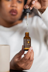 Black Girl Vitamins etiqueta con ingredientes y MK‑7 visible, transparencia informativa
