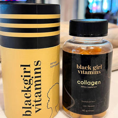 Gomitas Black Girl Vitamins en mesa junto a elementos de cuidado personal, su uso diario