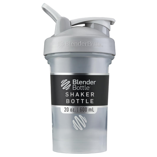 BlenderBottle vista frontal Pebble Grey con cierre hermético y diseño ergonómico