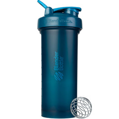 BlenderBottle Classic V2 frontal 45 oz en Ocean Blue mostrando diseño y capacidad