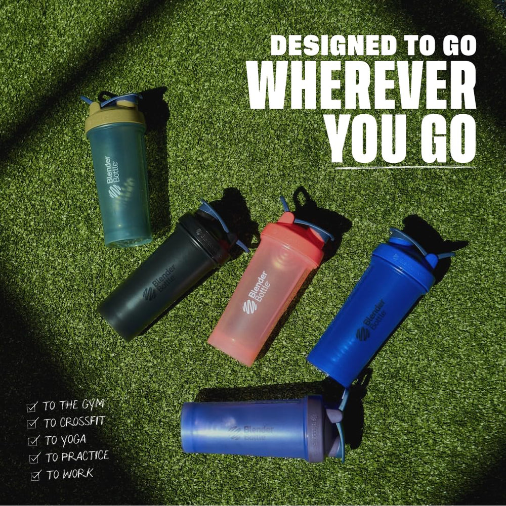 BlenderBottle en uso durante entrenamiento mostrando transporte práctico