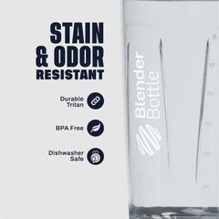 BlenderBottle en uso durante entrenamiento mezclando proteína rápidamente y sin fugas