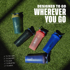 BlenderBottle usándose en gimnasio para preparar batido rápido y transportable