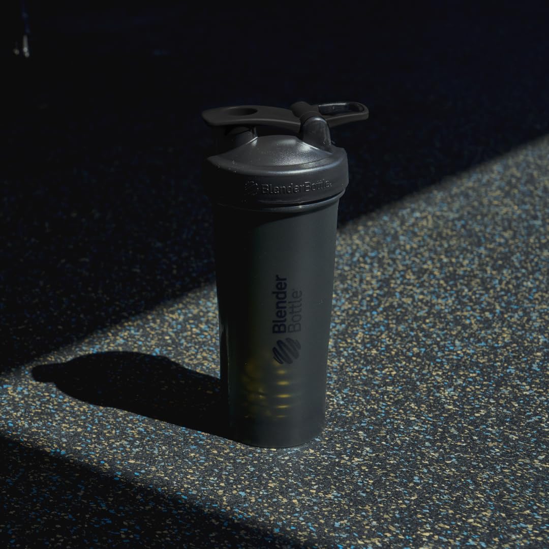 BlenderBottle comparación tamaño 20 oz apta para portavasos